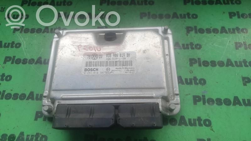 Volkswagen PASSAT B5.5 Engine control unit/module ECU 