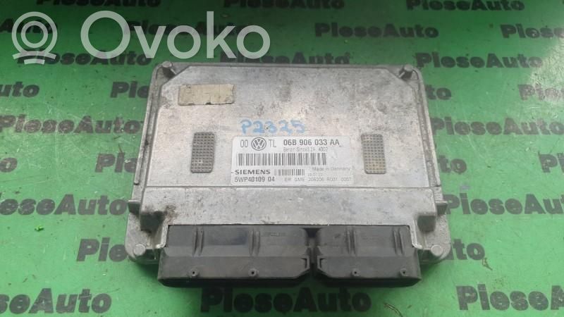 Volkswagen PASSAT B5.5 Engine control unit/module ECU 