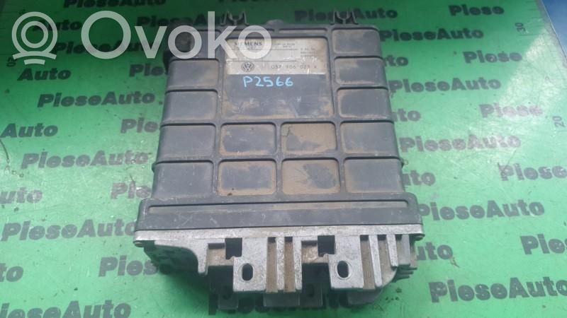 Volkswagen PASSAT B4 Engine control unit/module ECU 
