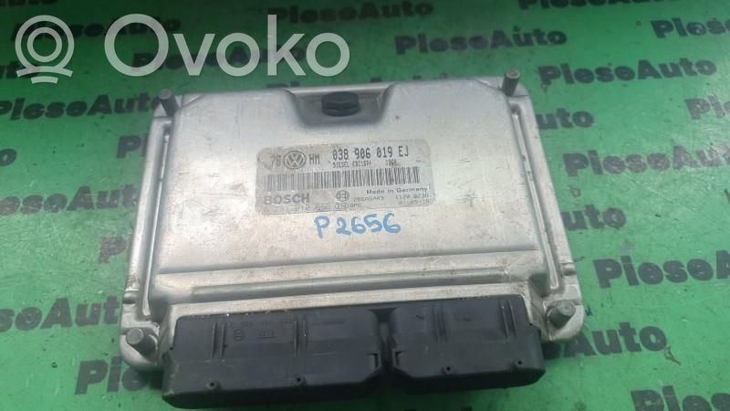Volkswagen PASSAT B5.5 Motorsteuergerät ECU 