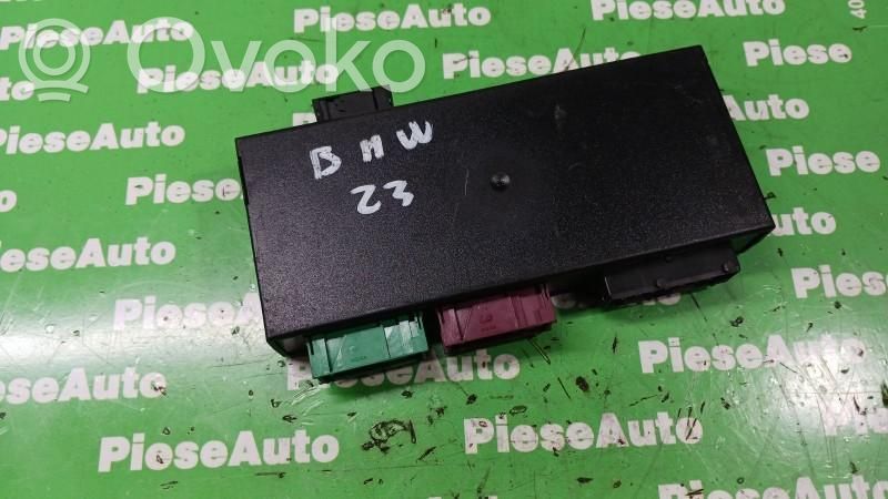 BMW 3 E36 Komforto modulis 
