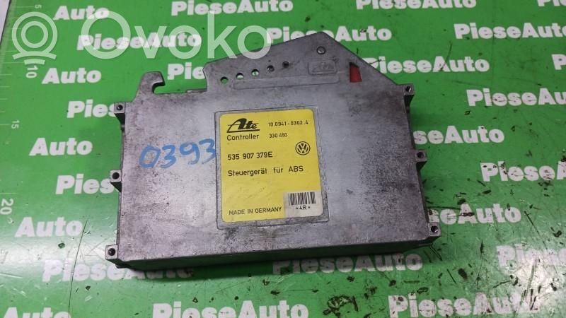 Volkswagen PASSAT B4 Comfort/convenience module 