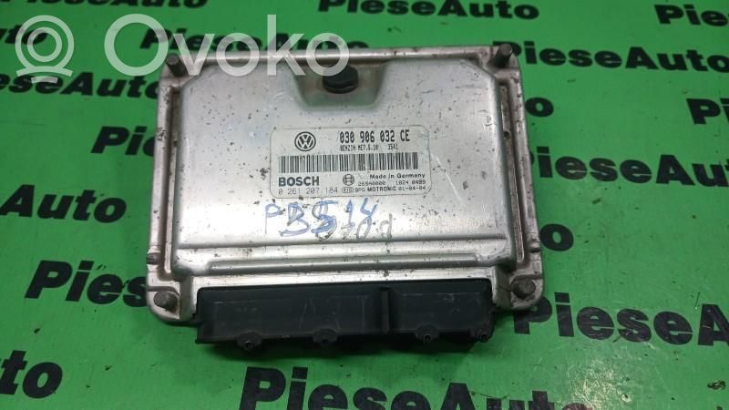 Engine control unit/module ECU   0261207184,030906032CE