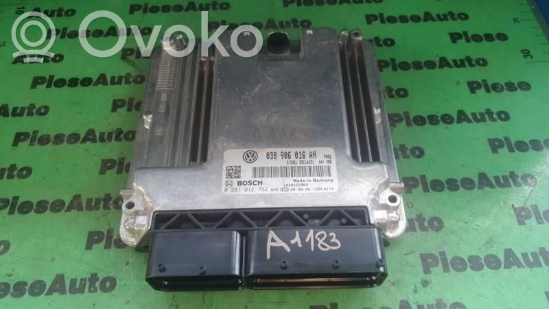 Volkswagen Transporter - Caravelle T5 Komputer / Sterownik ECU silnika 