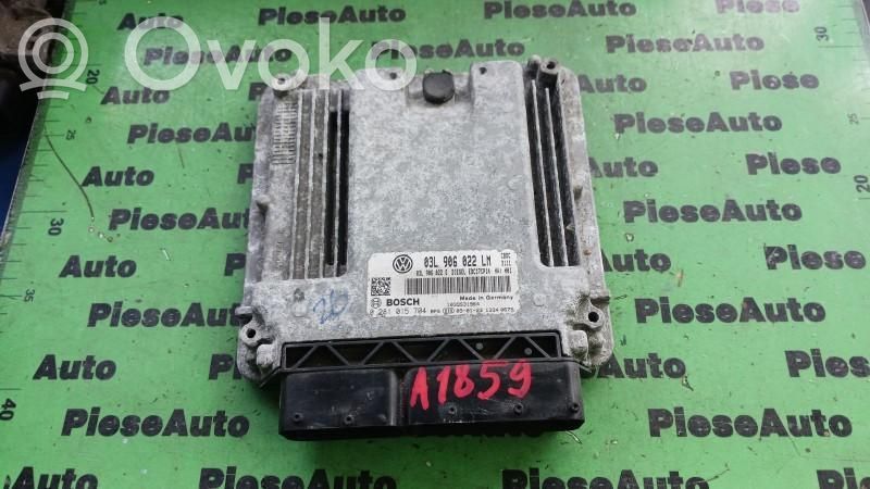 Volkswagen Golf V Moottorin ohjainlaite/moduuli (käytetyt) 