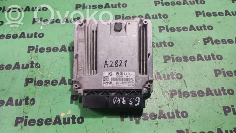 Volkswagen Touareg I Engine control unit/module ECU 