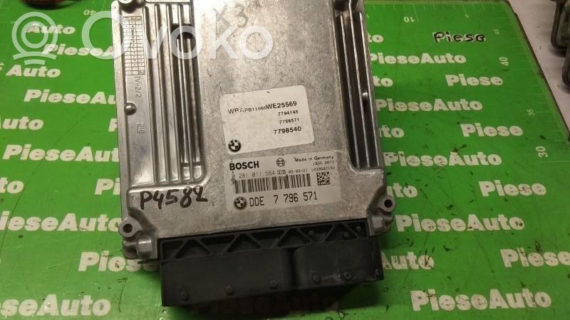 BMW X3 E83 Engine control unit/module ECU 