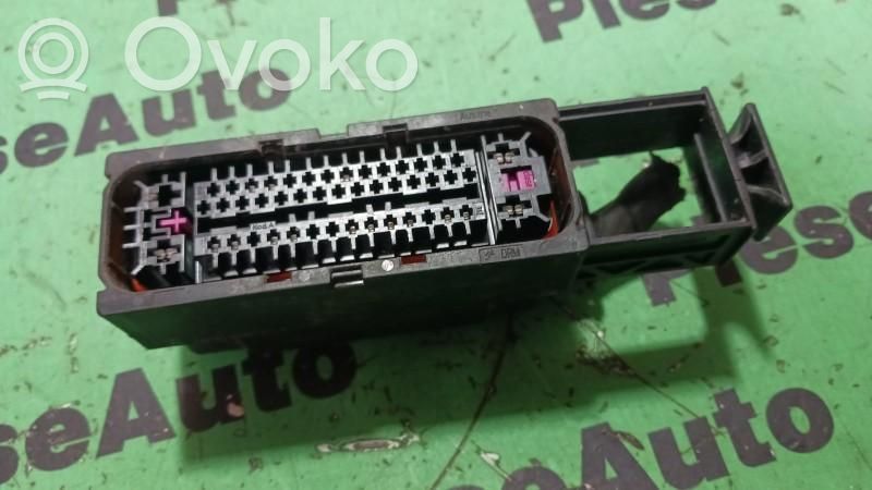 Volkswagen Golf VI Plug wire 