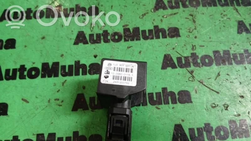 Volkswagen Golf IV ESP acceleration yaw rate sensor 