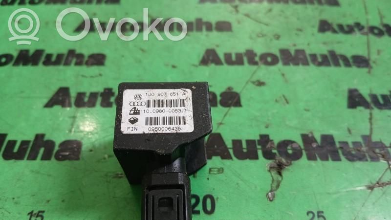 Volkswagen Golf IV ESP acceleration yaw rate sensor 