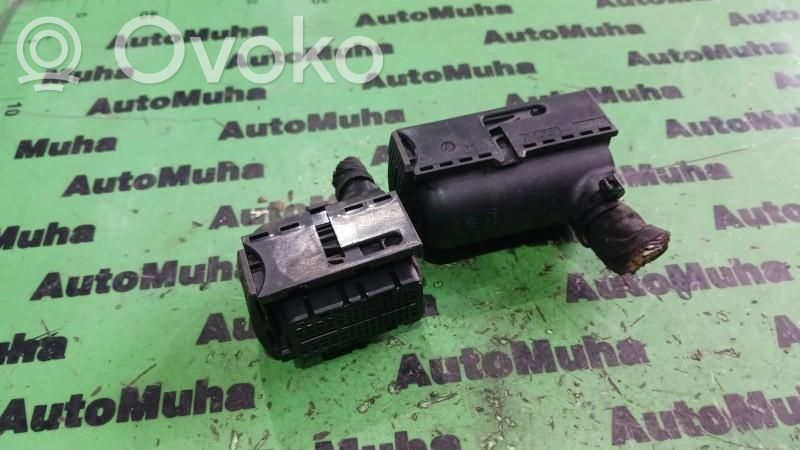 Volkswagen Golf VI Plug wire 