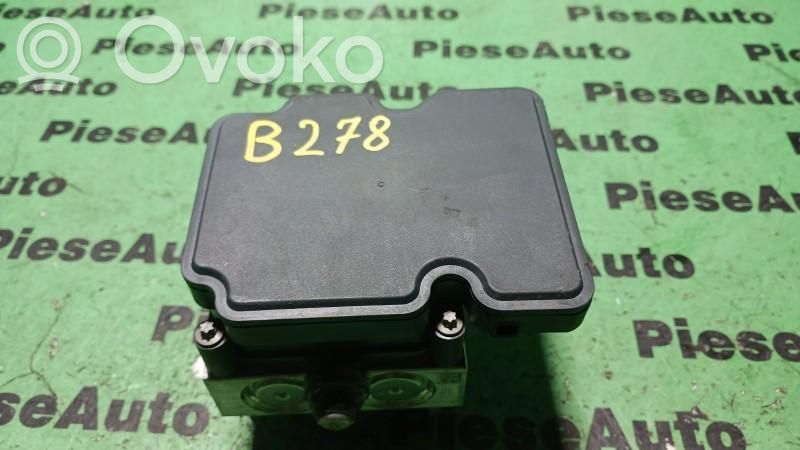 Opel Corsa E ABS-pumppu 