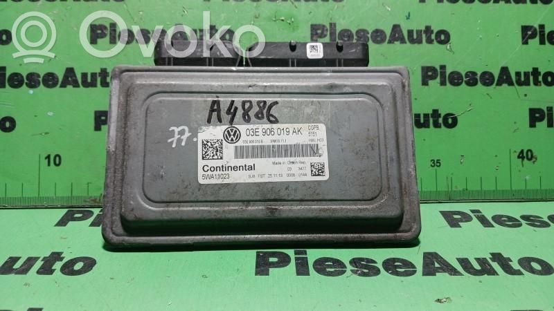 Volkswagen Polo V 6R Engine control unit/module ECU 