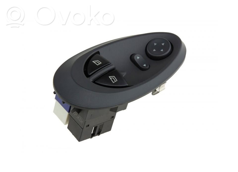 Iveco Daily 3rd gen Electric window control switch 