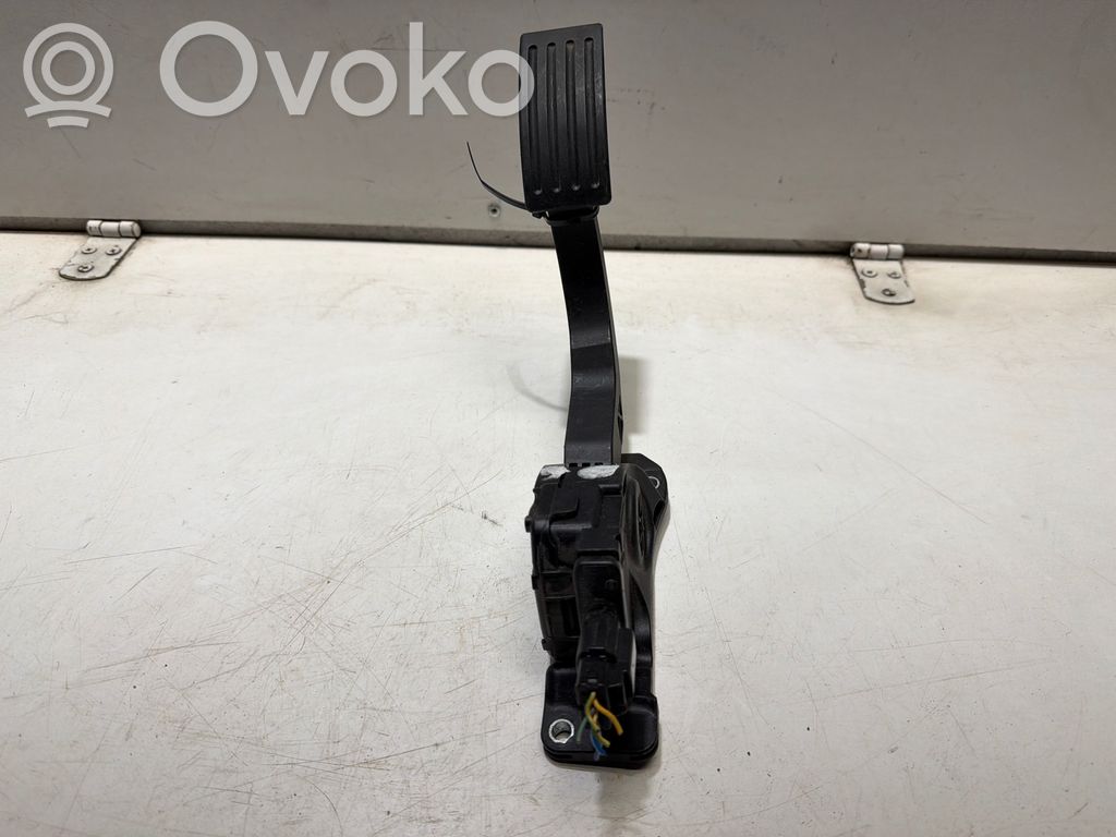 Akseleratora pedālis   BV619F836AB,BEV241600,6PV01036830