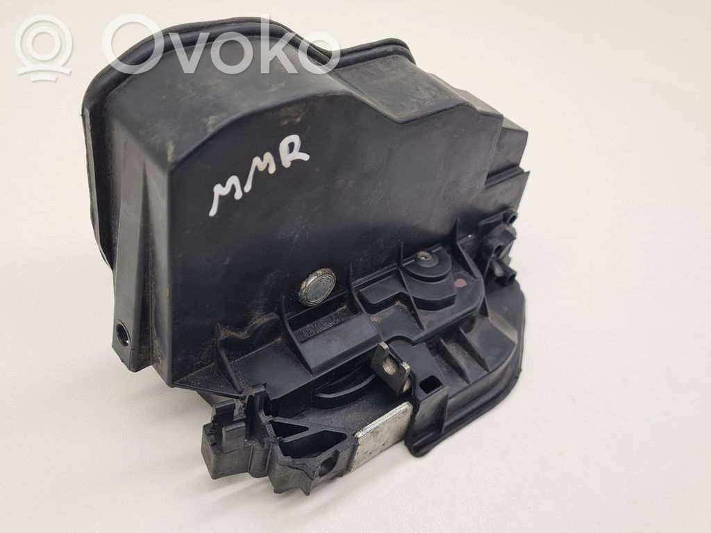 Rear door lock   7167075