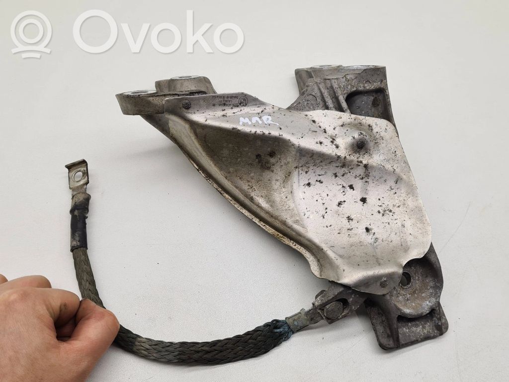 Variklio tvirtinimo kronšteinas   6770940,6769140