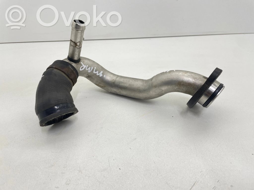 BMW 5 E60 E61 Engine coolant pipe/hose 