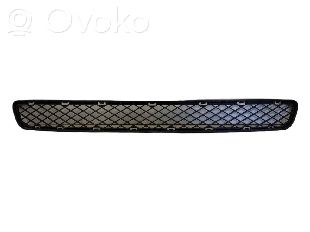 BMW X3 E83 Front bumper lower grill 