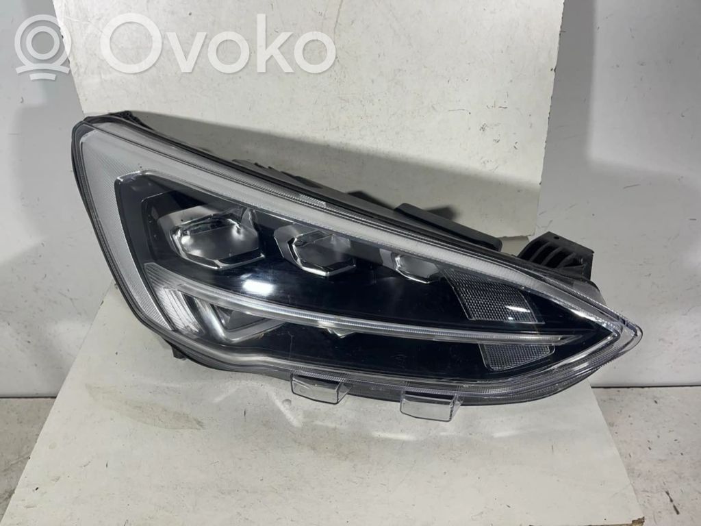 Ford Focus Headlight/headlamp 