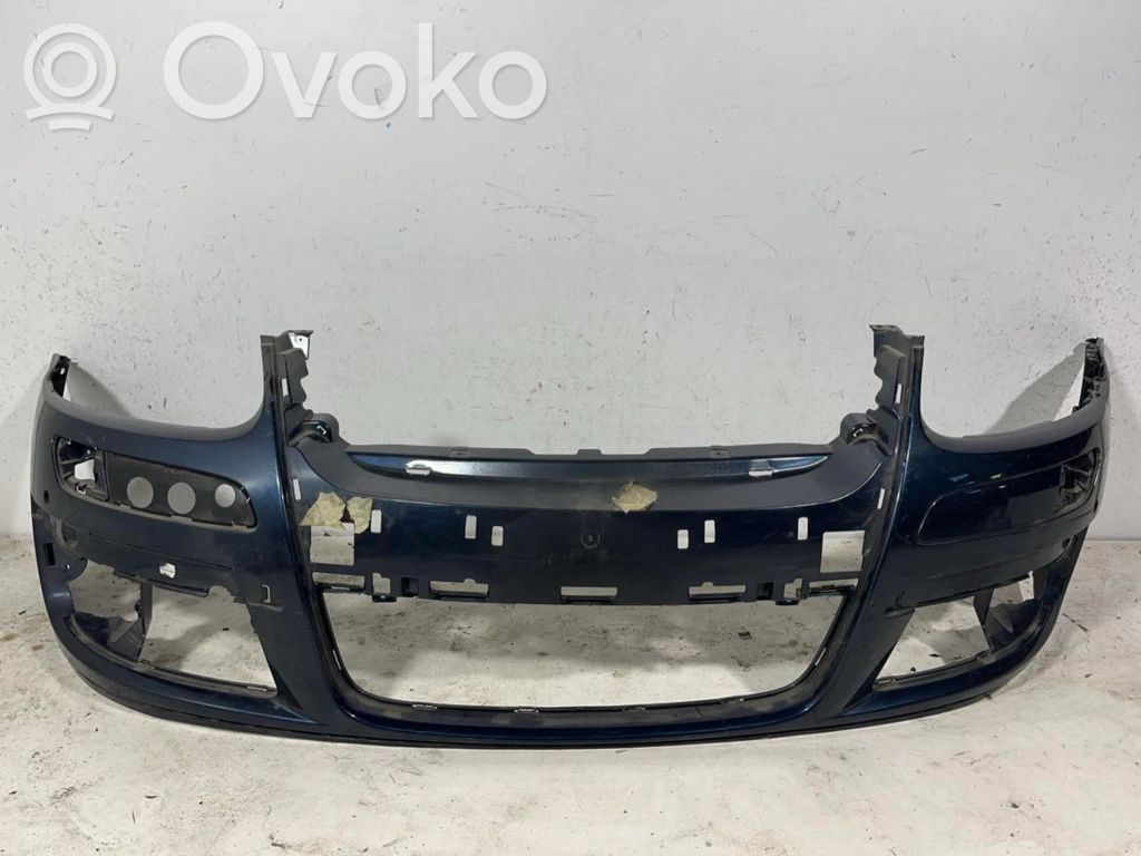 Volkswagen Jetta V Parachoques delantero 