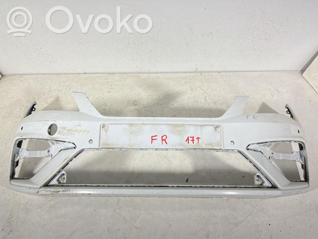 Priekinis bamperis   5F0807221AB,5F0807217KA,5F0807221