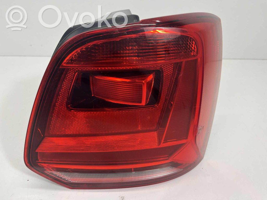 Volkswagen Polo V 6R Lampa tylna 