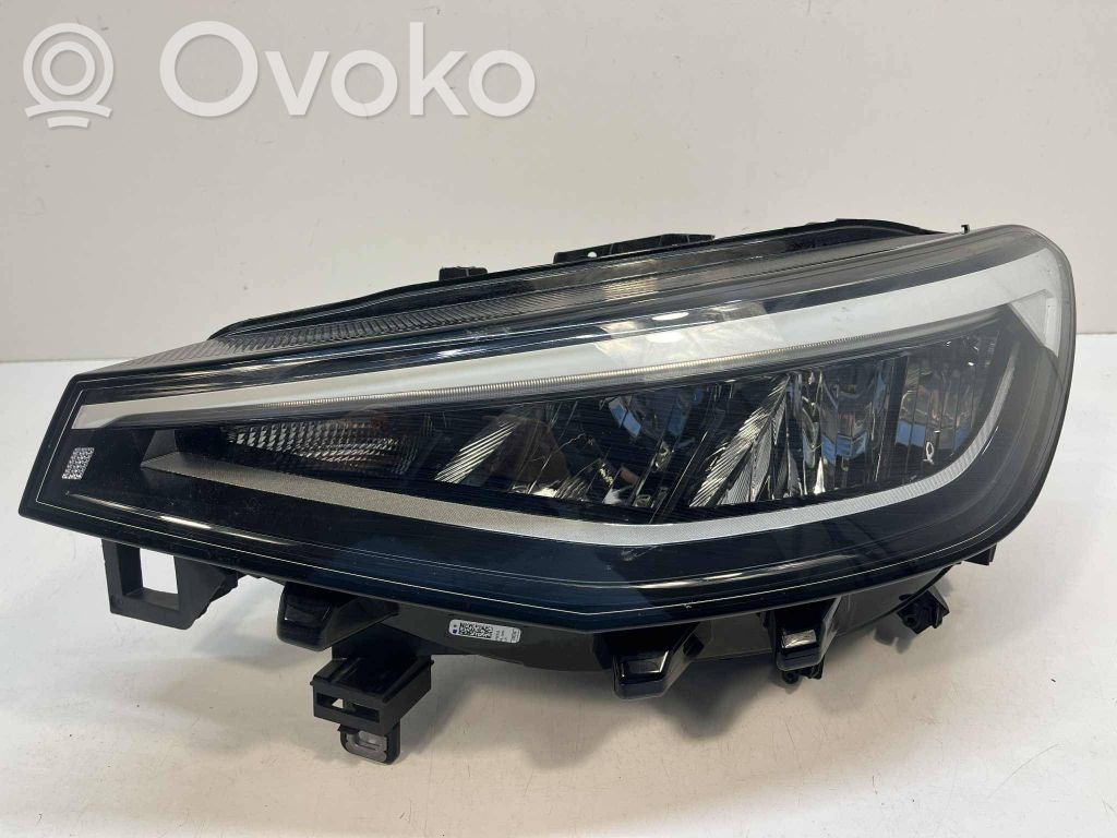 Volkswagen ID.4 Lampa przednia 