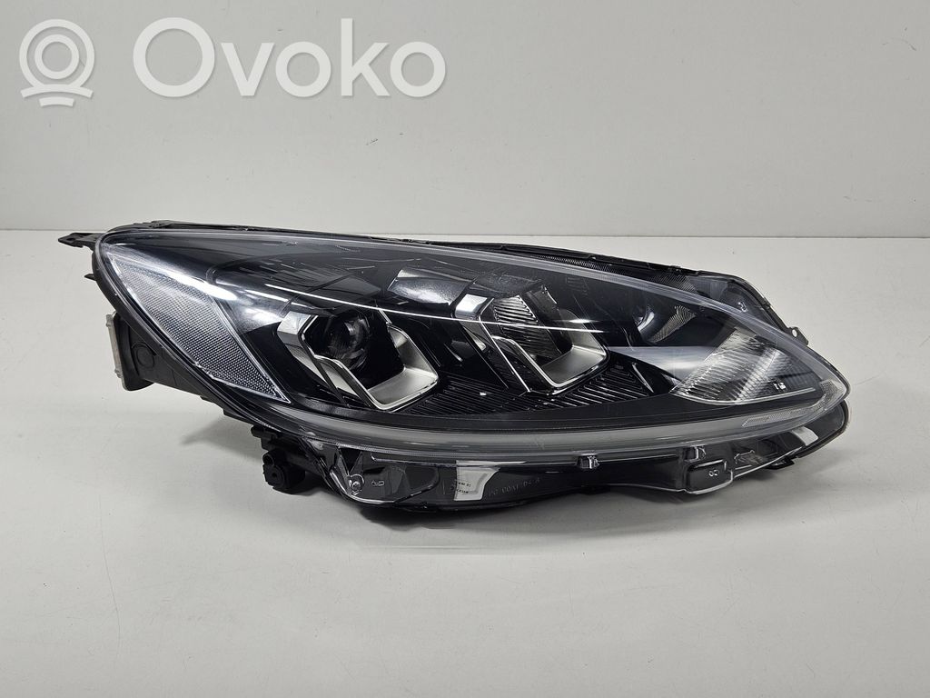 Ford Kuga III Phare frontale 