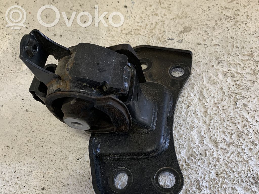 Toyota Auris E180 Wspornik / Mocowanie silnika 