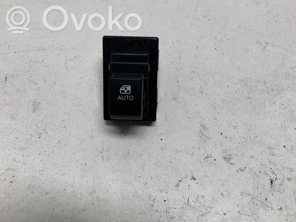KIA Ceed Electric window control switch 