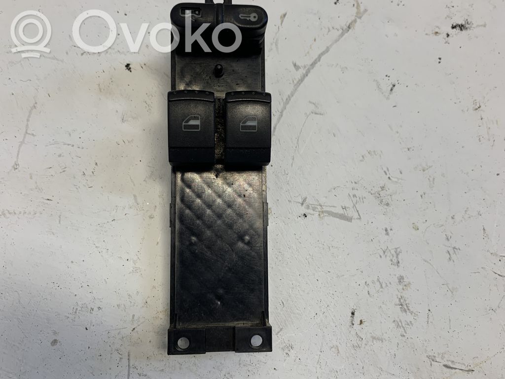 Volkswagen Golf IV Electric window control switch 