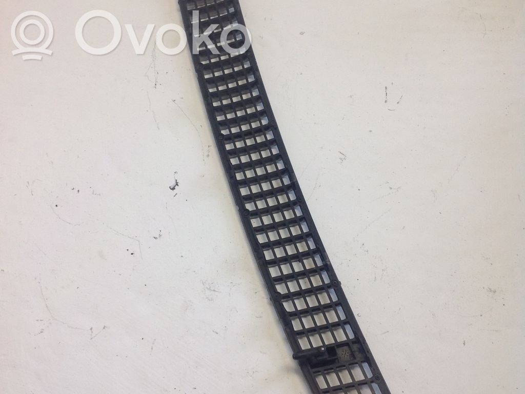 BMW 3 E46 Grille inférieure de pare-chocs avant 