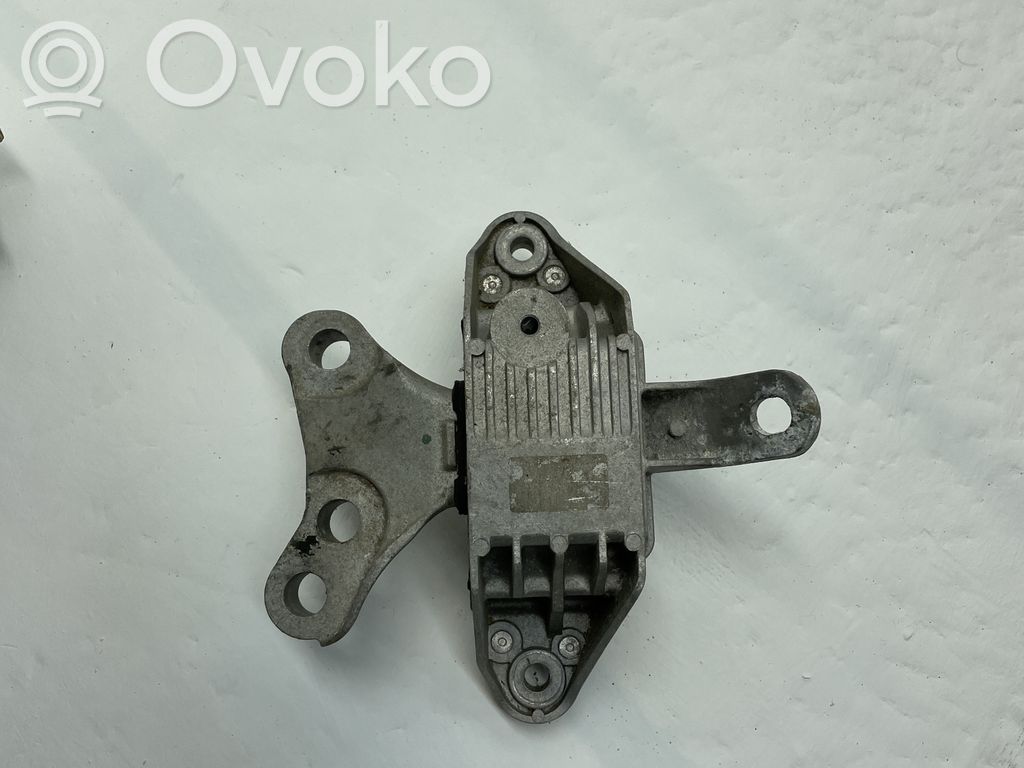 Opel Astra J Engine mount bracket 