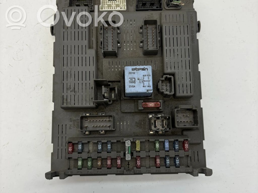 Citroen C5 Komforta modulis 