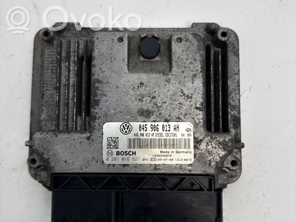 Skoda Fabia Mk2 (5J) Engine control unit/module 
