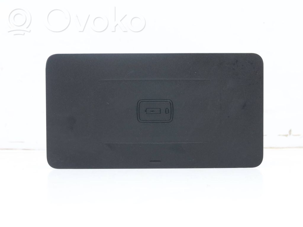 BMW 7 G11 G12 Wireless charging module 