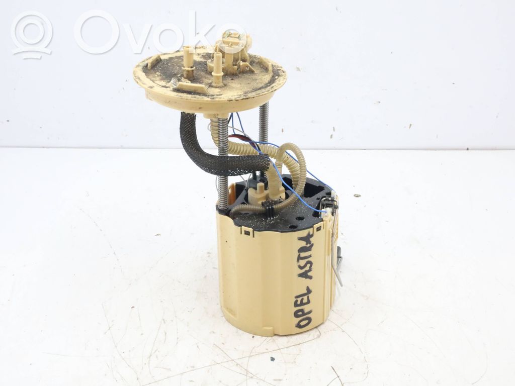 Opel Astra K Pompa paliwa w zbiorniku 