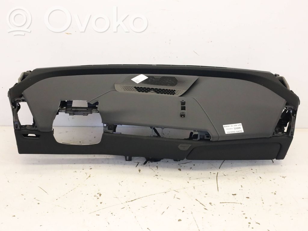BMW iX Panelė 