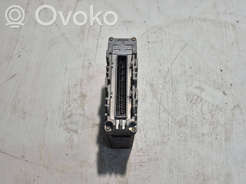Volkswagen PASSAT B4 Engine control unit/module 