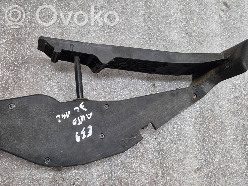 Akseleratora pedālis   PP30GF