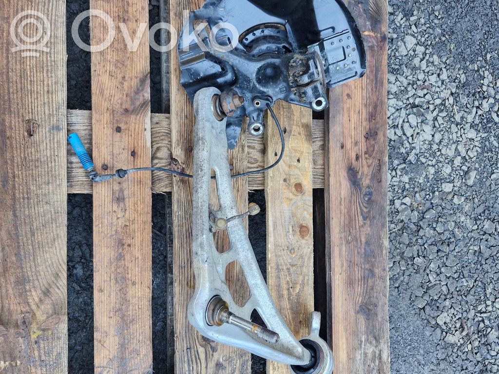 Front wheel hub spindle knuckle   B30,M54