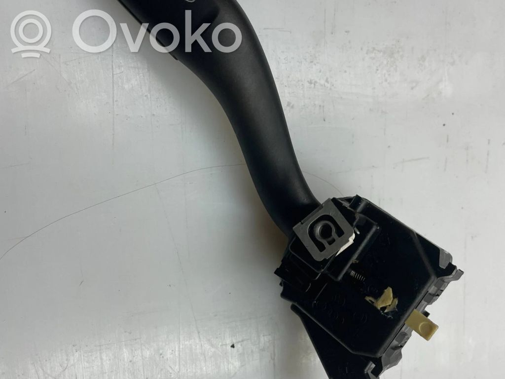 Commodo de clignotant   8P0953513A,049896048,4999911400900
