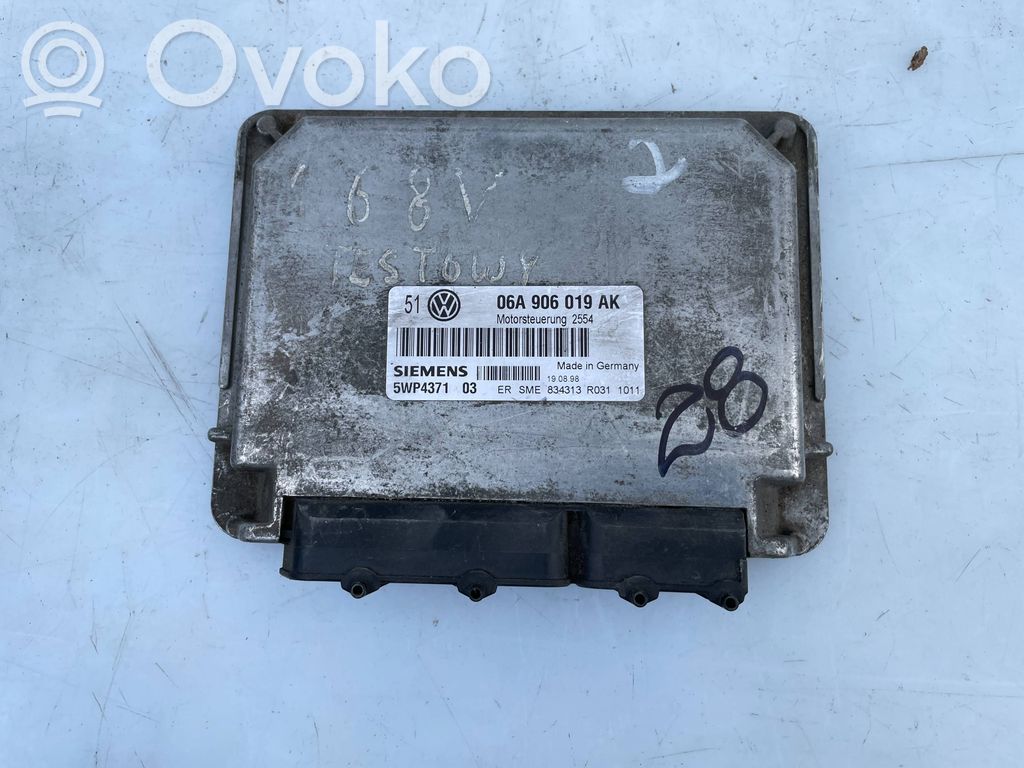 Engine control unit/module   06A906019AK