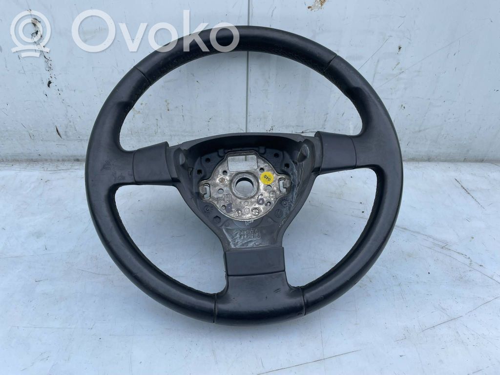 Volkswagen Golf V Volan 