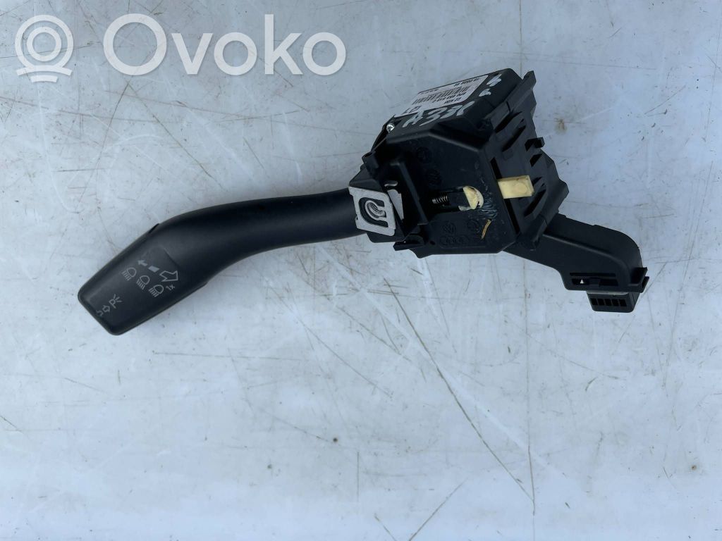 Leva indicatori   8P0953513C,10003999,00399981485594
