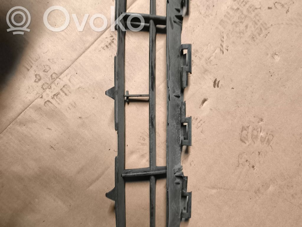 Volvo S60 Aizmugurējā bufera montāžas kronšteins 