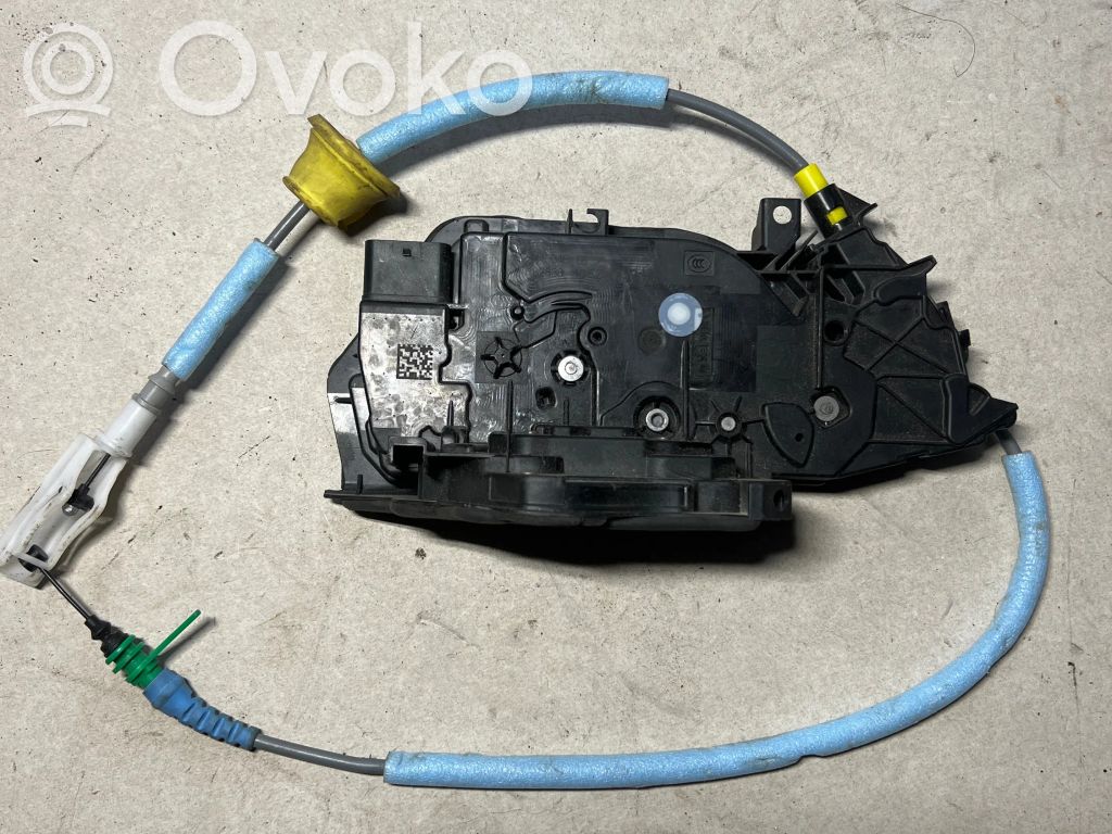 BMW 3 G20 G21 Zamek drzwi tylnych 
