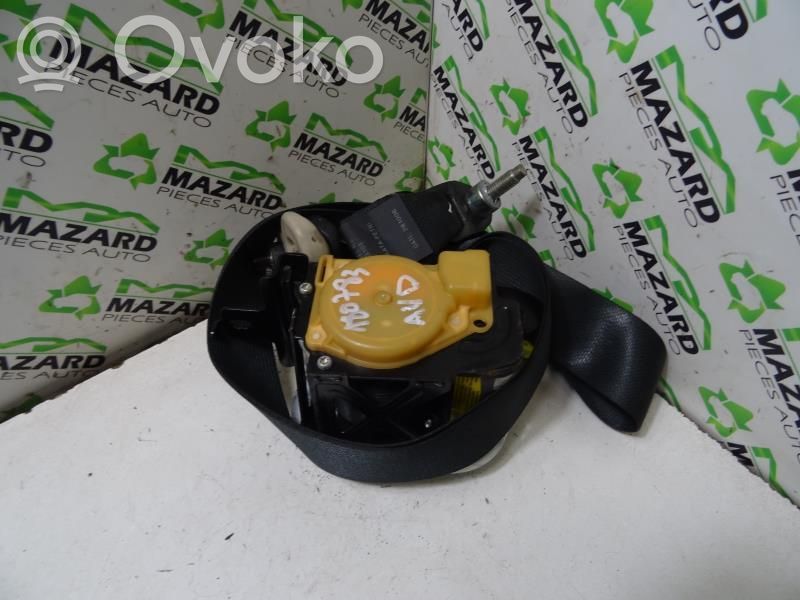 Nissan Note (E11) Front seatbelt 