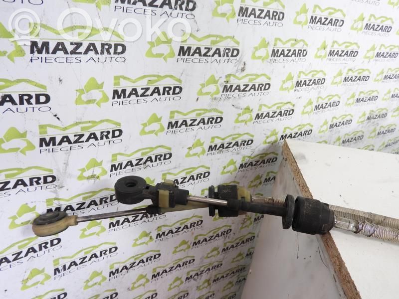 Ford Focus Gear shift cable linkage 